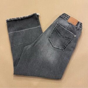 Just Blue Wide Leg Cropped Jeans Washed Grey Size 15/32